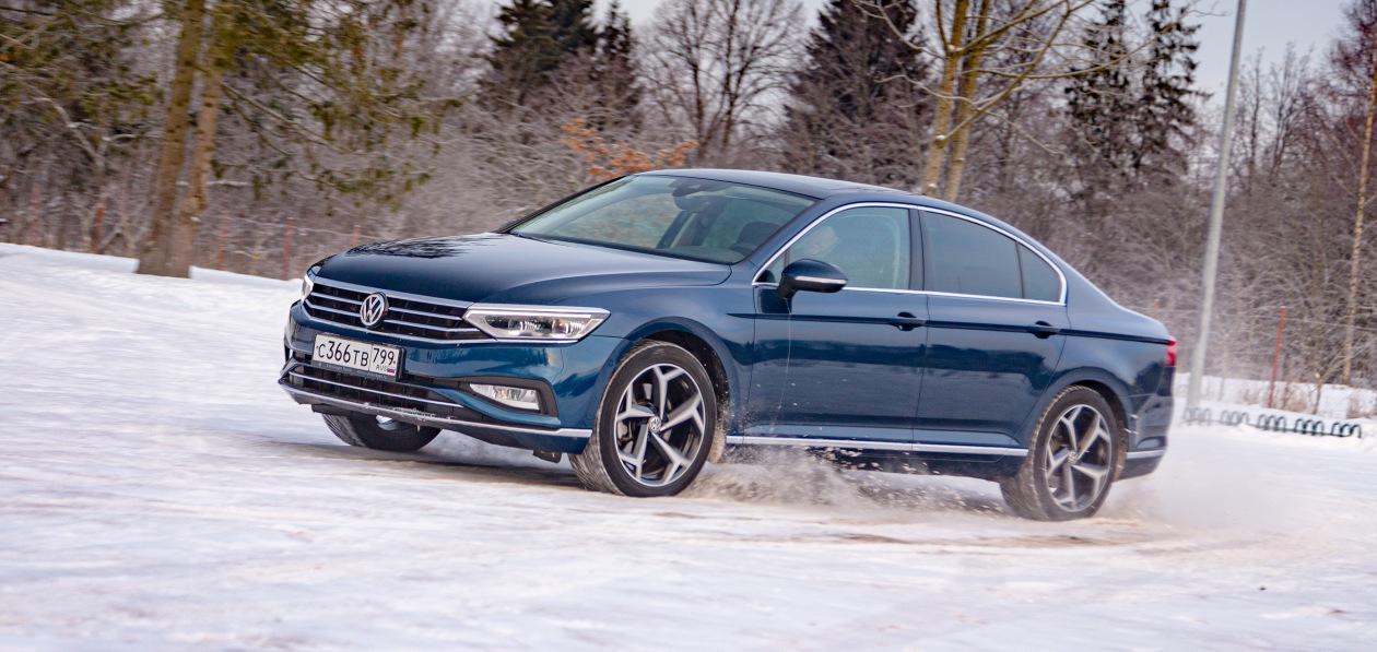 Volkswagen Passat вновь доступен в России с мотором 2.0 TSI