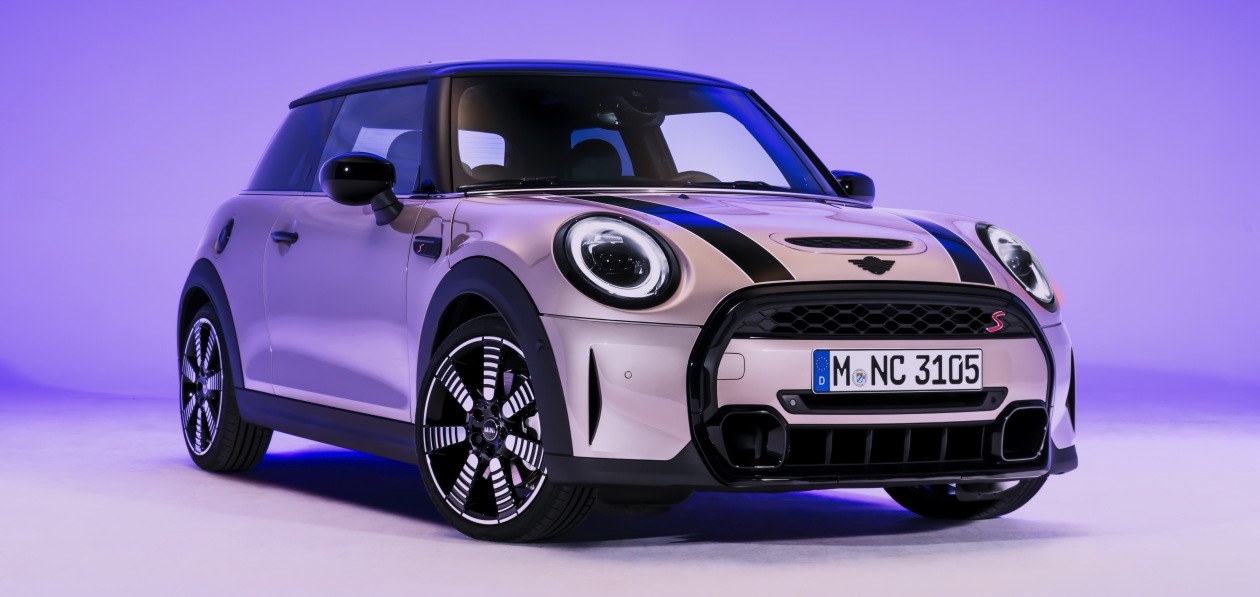 Обновленные хэтчбеки Mini получили российские ценники