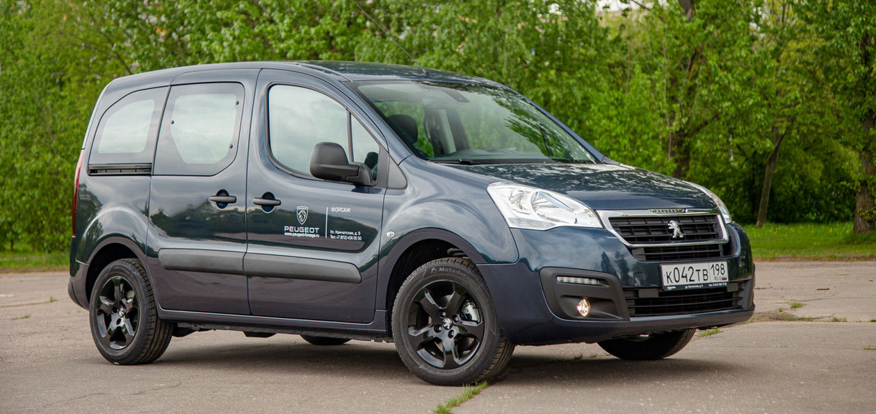 Тест-драйв Peugeot Partner Crossway 1.6 AT: правильный француз, опоздавший на 10 лет
