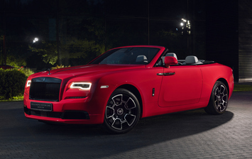 Rolls-Royce показал эксклюзивную коллекцию Black Badge