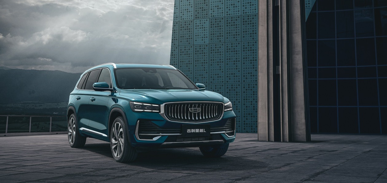 Geely начала продавать флагманский кроссовер Xingyue L