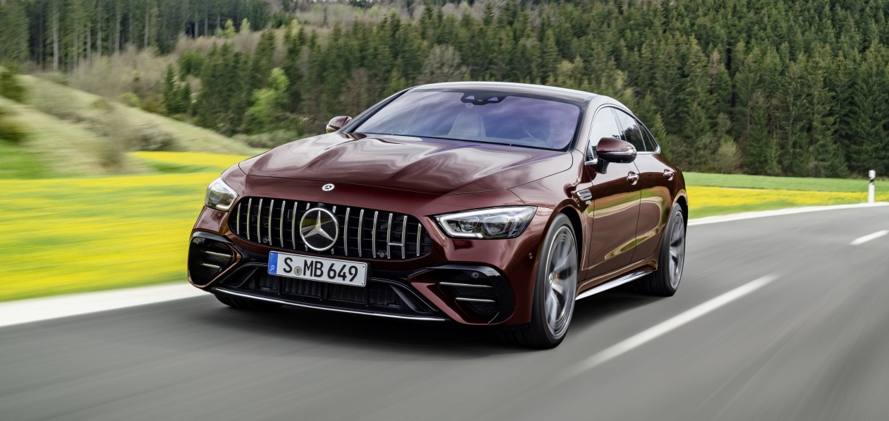 Mercedes «оценил» в евро обновленную «четырехдверку» AMG GT