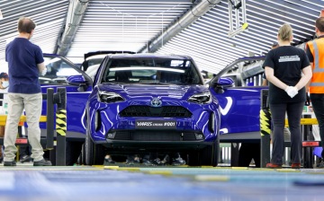 Кроссовер Toyota Yaris Cross встал на конвейер в Европе