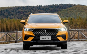 FAW Bestune T77 появится в России осенью