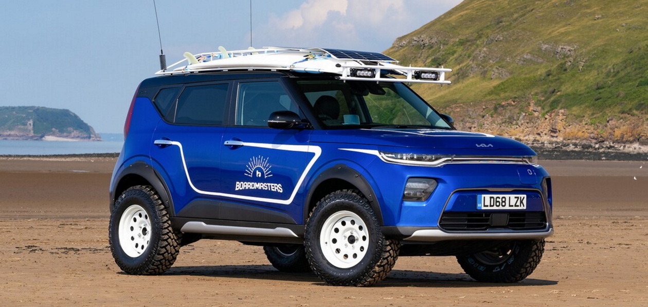 Kia показала пляжный шоу-стоппер Soul EV Boardmasters Edition