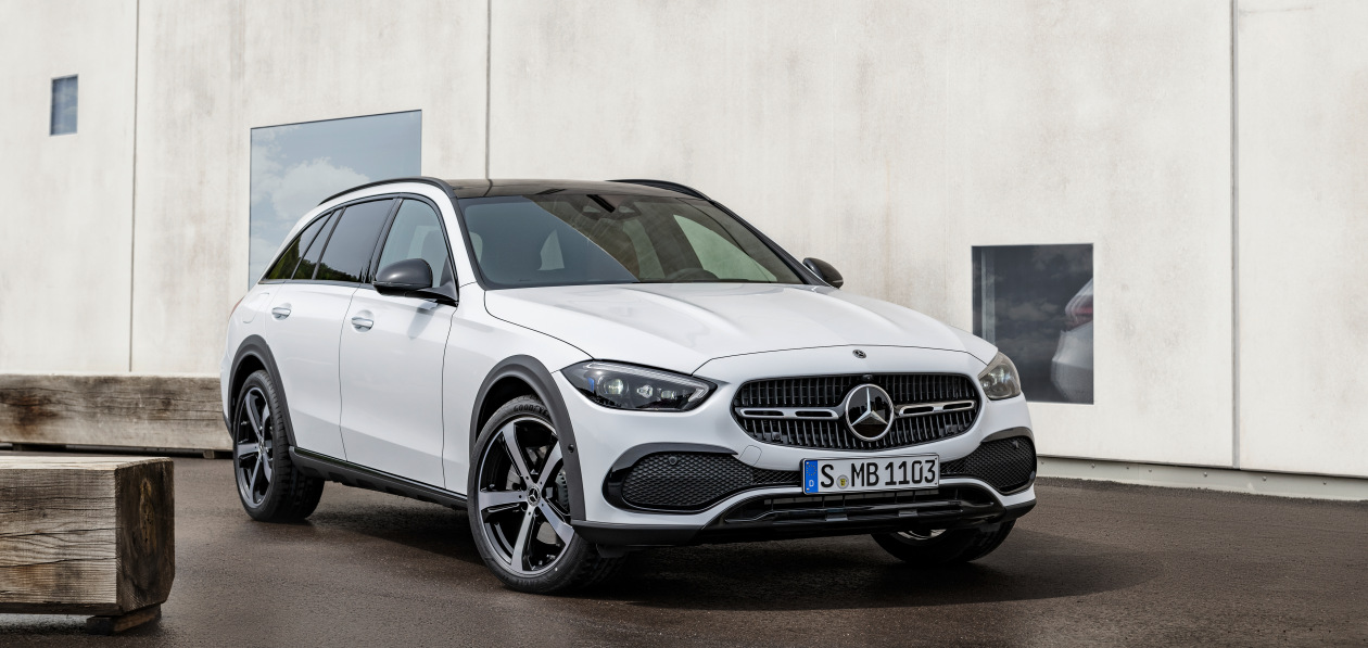 Mercedes-Benz представил «внедорожный» универсал C-Class