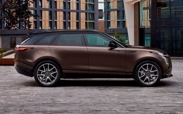 Названы российские комплектации и цены обновленного Range Rover Velar
