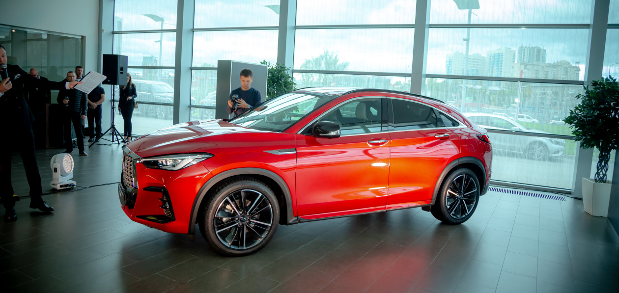 Infiniti QX55 доехал до Санкт-Петербурга