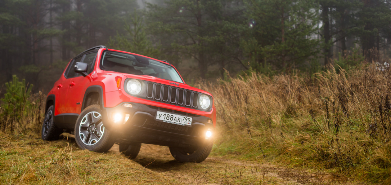 Продажи Jeep Renegade в России приостановлены, но модель вернется на рынок