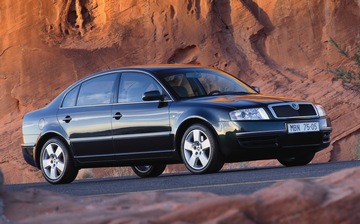 Ровно 20 лет назад была представлена Skoda Superb