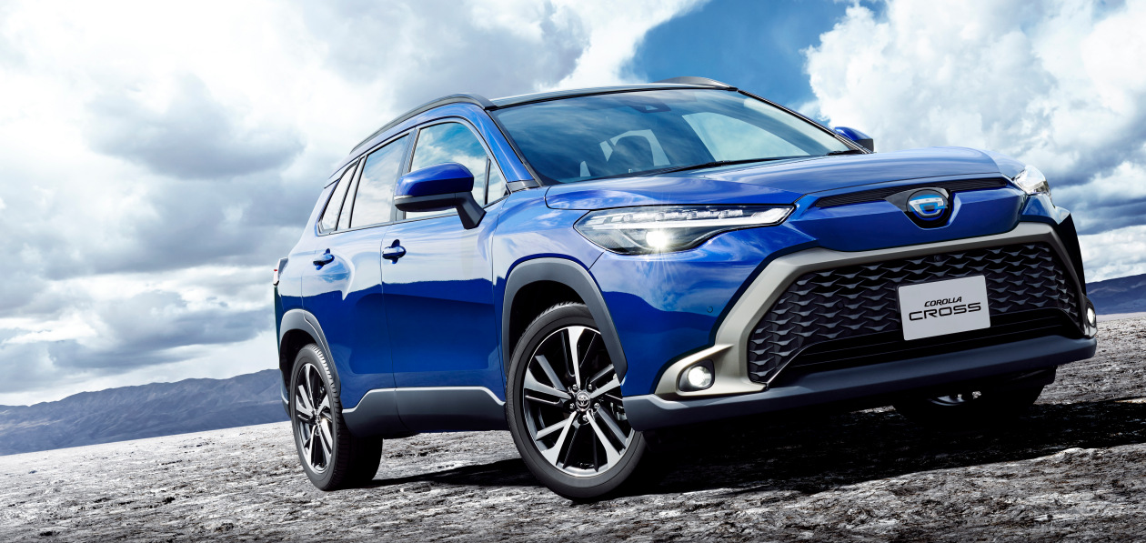 Toyota начала продавать обновленную Corolla Cross