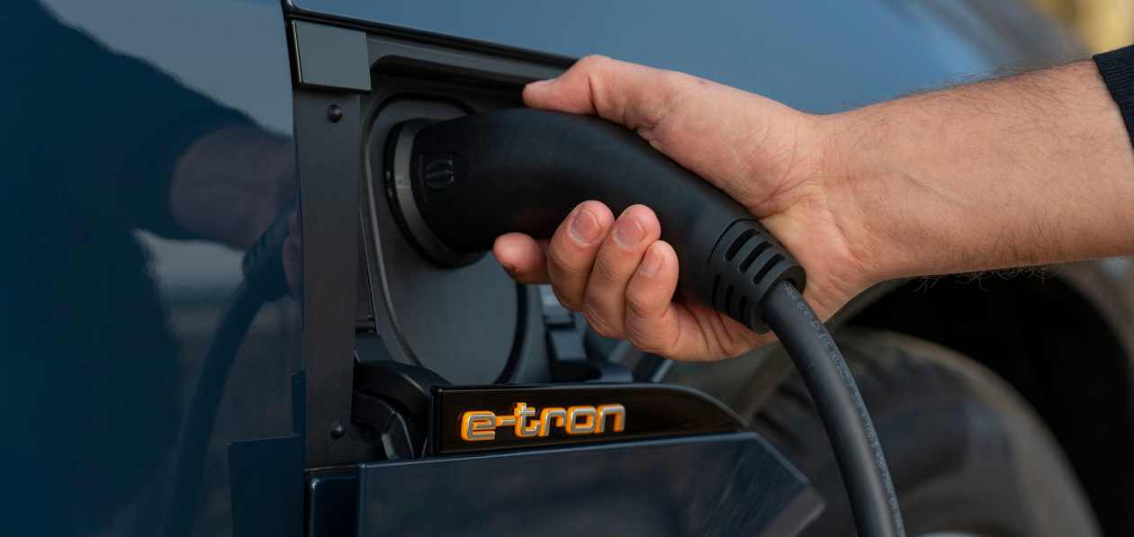 Audi выпустила патч для увеличения запаса хода e-tron