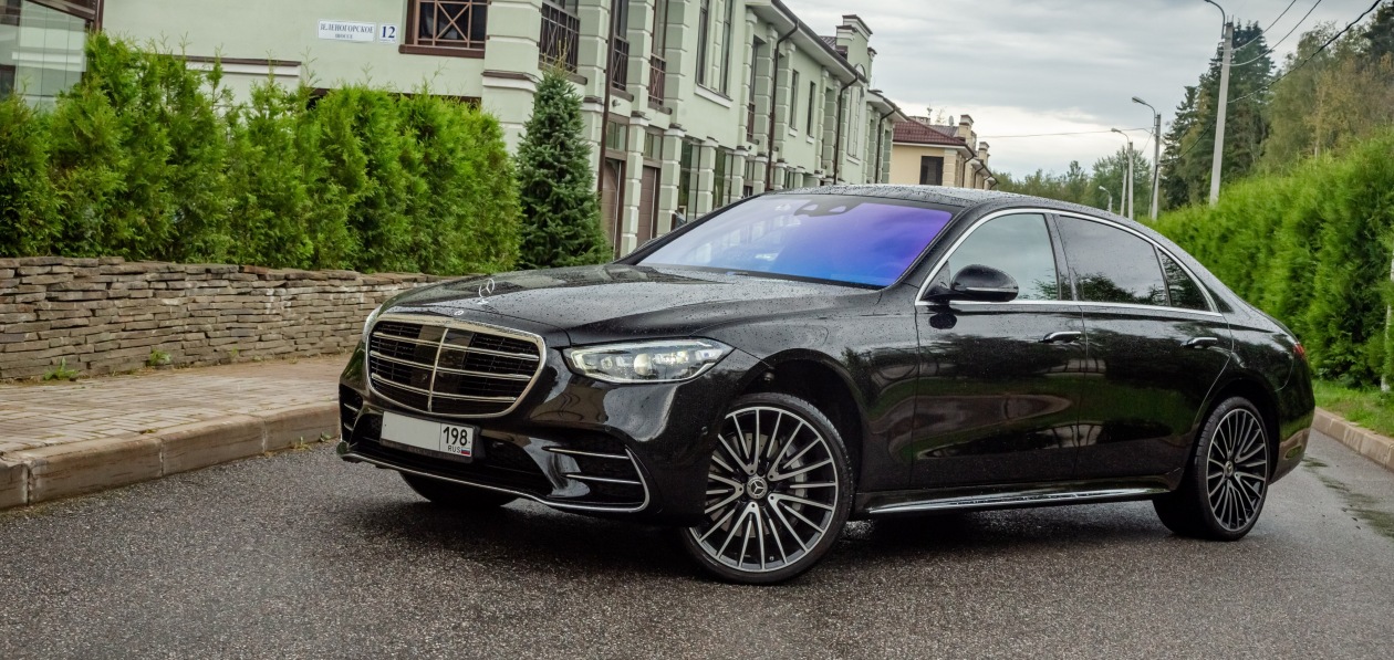 Тест-драйв нового Mercedes-Benz S-Class: полностью оцифрован