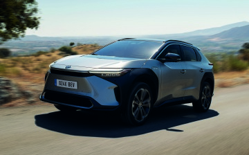 Первый электрокроссовер Toyota дебютирует в 2022 году