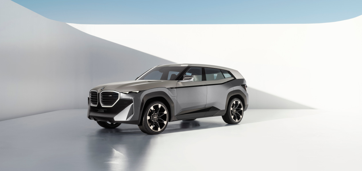 BMW показала Concept XM: такой будет самая мощная «эмка» в истории