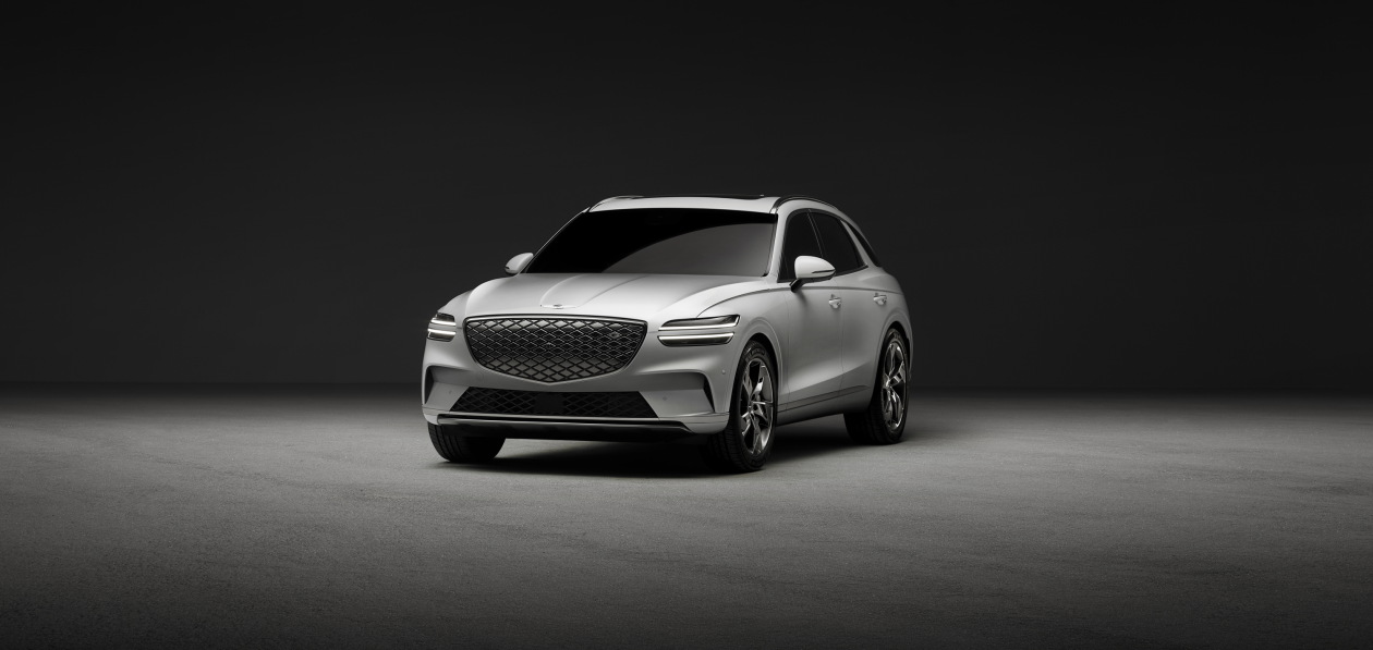 Genesis представил кроссовер GV70 в электрической версии