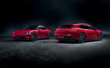 Porsche назвала рублевые цены электрокара Taycan GTS