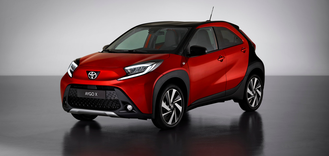 Toyota представила кросс-хэтчбек Aygo X
