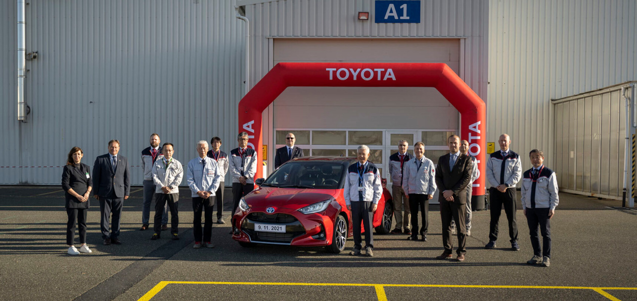 Toyota Yaris начал выпускаться в Чехии