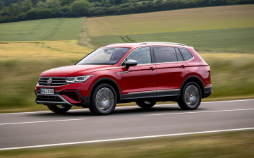 Новый Volkswagen Tiguan получил семиместную версию Allspace