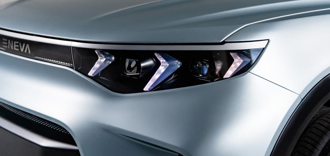 Появились первые изображения российского электромобиля E-Neva