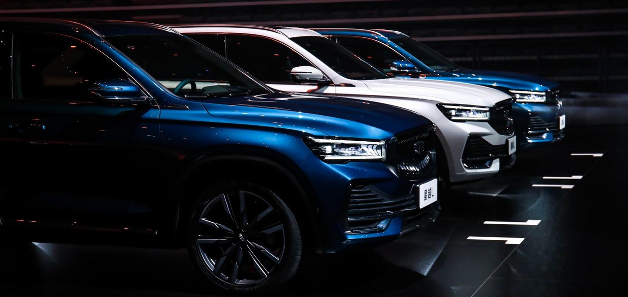 Два новых кроссовера Geely появятся в России в следующем году