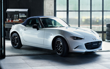 Mazda MX-5 получила имитацию блокировки дифференциала