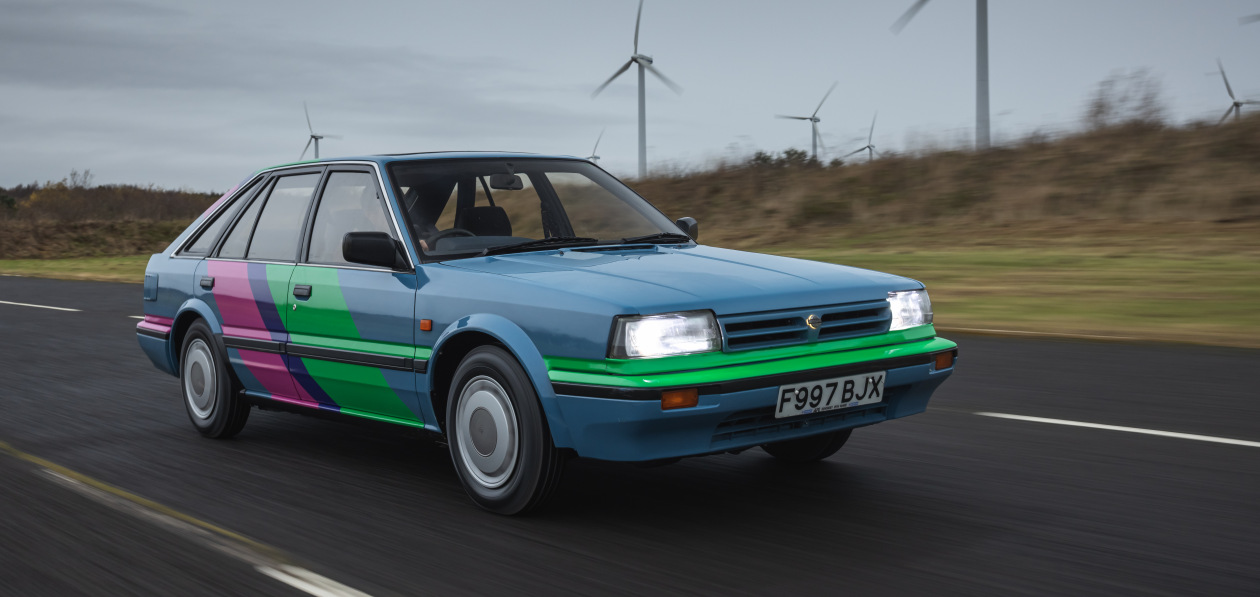 Nissan превратил хэтчбек 1986 года в электромобиль на узлах Leaf