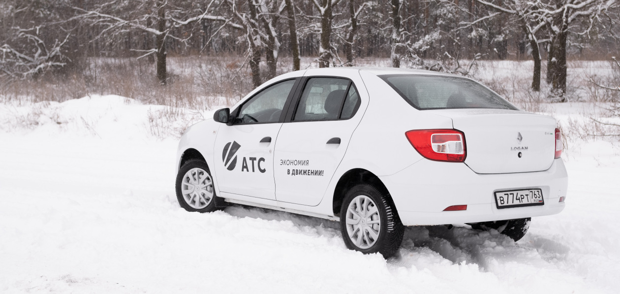 Продажи газового Renault Logan начнутся в следующем году