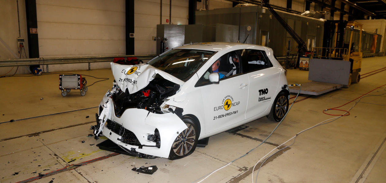Renault и Dacia провалили тест безопасности Euro NCAP