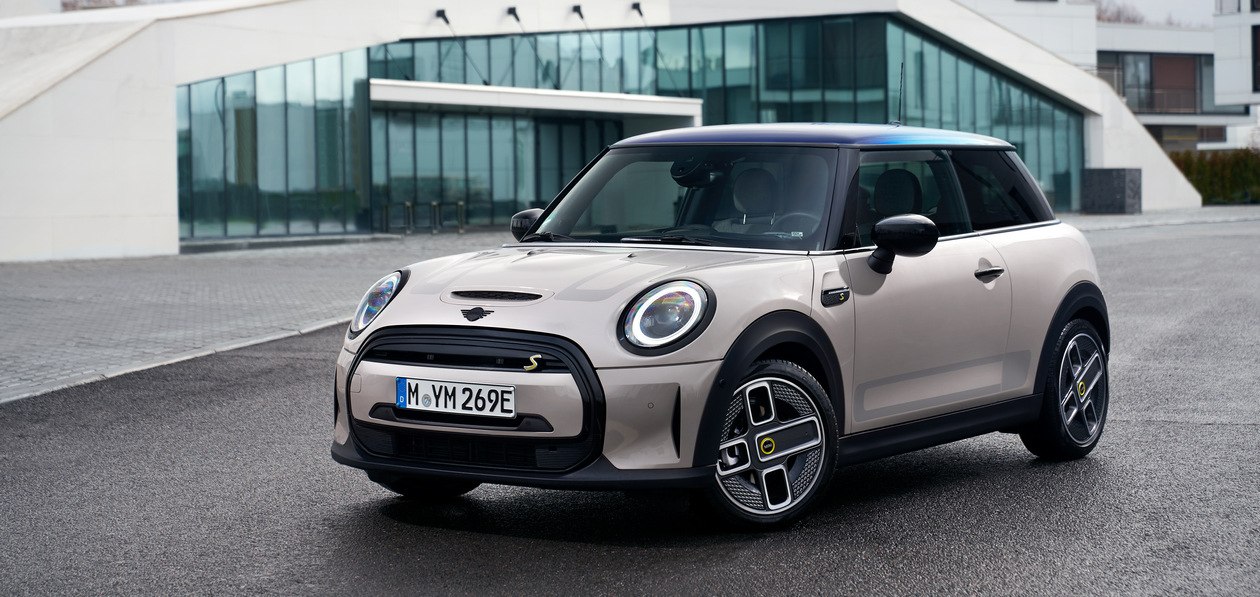 Электрический Mini Cooper стал доступен для предзаказа в России