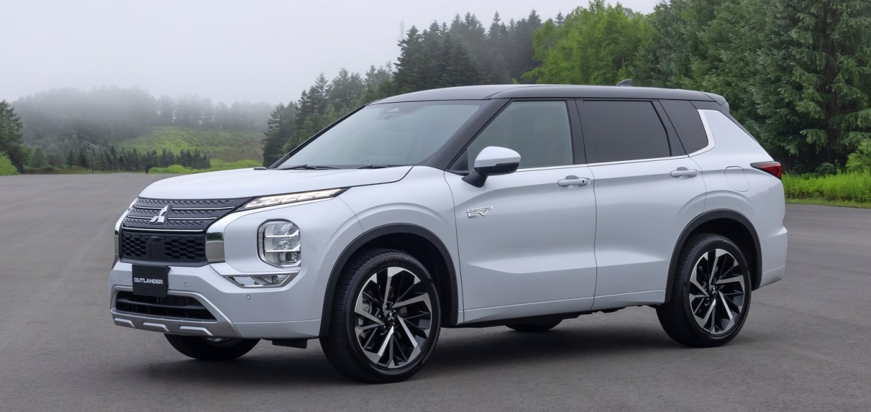 Нового Mitsubishi Outlander в России не будет до 2023 года