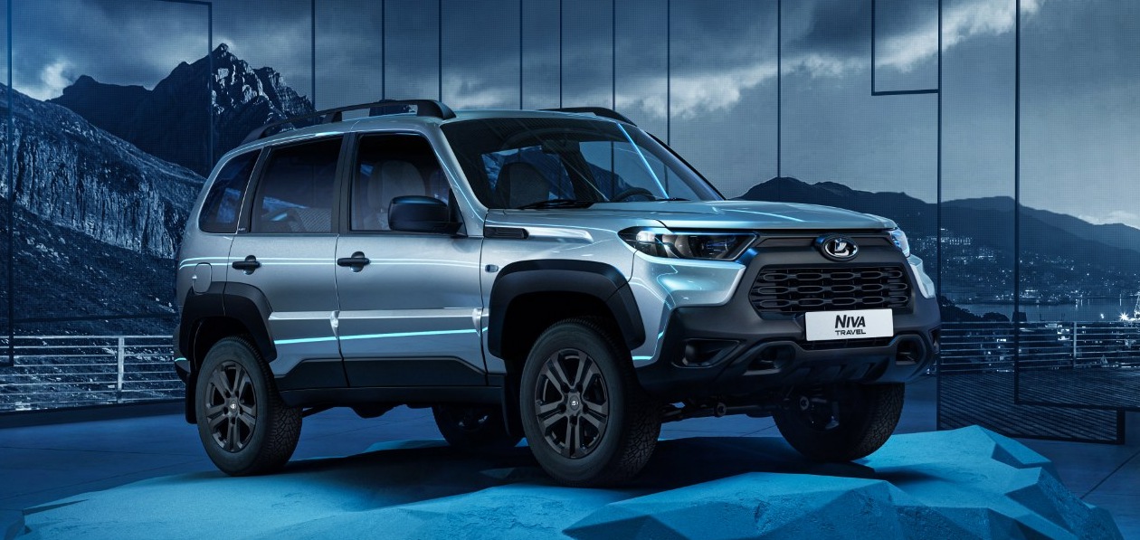 Lada Niva Travel в «черной» спецверсии вышла на рынок