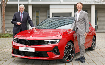 Новая Opel Astra встала на конвейер в Германии