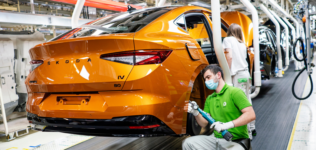 Электрический купе-кроссовер Skoda Enyaq Coupe iV встал на конвейер