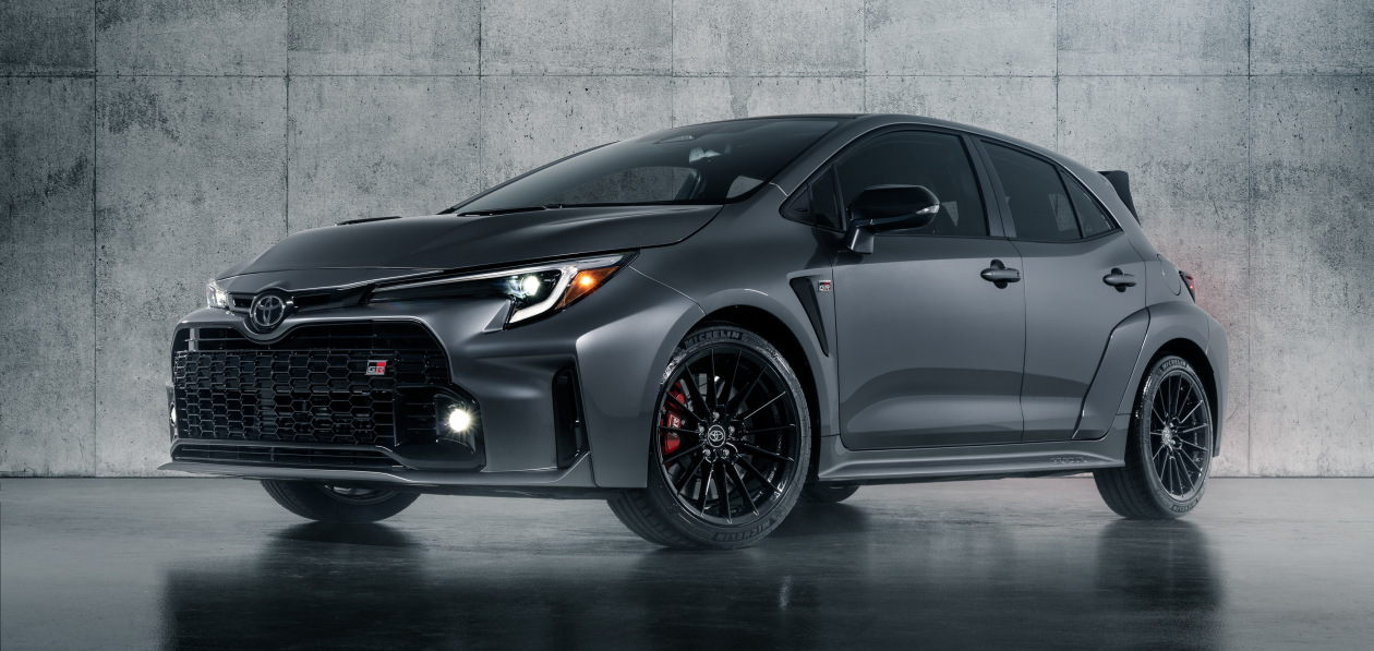 Toyota представила горячий хэтчбек GR Corolla