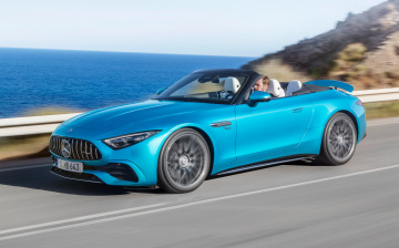 Mercedes-AMG SL впервые получил двухлитровый мотор