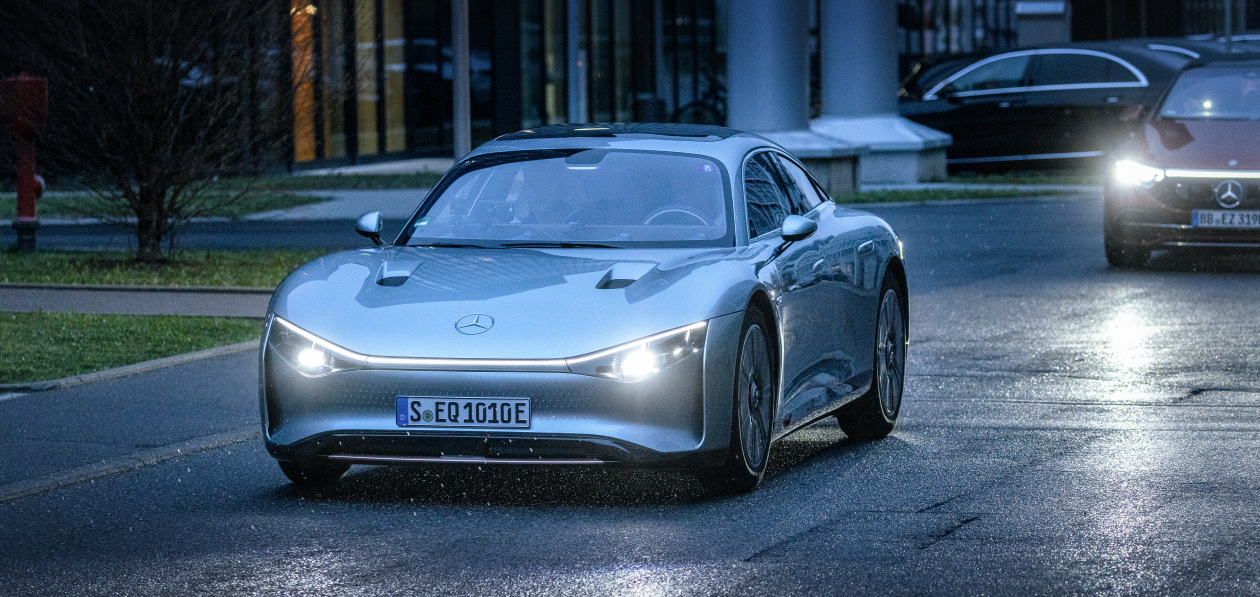 Концепт Mercedes-Benz Vision EQXX преодолел больше 1000 км без подзарядки