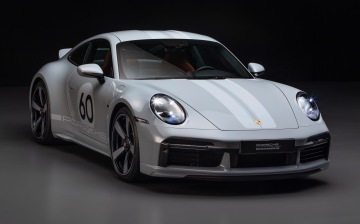 Новый Sport Classic стал самым мощным Porsche 911 с «механикой»