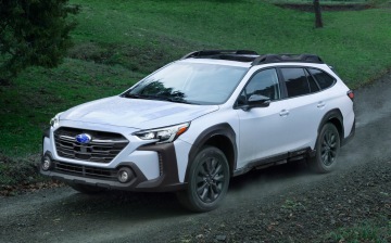 Subaru Outback обновил внешность к автосалону в Нью-Йорке