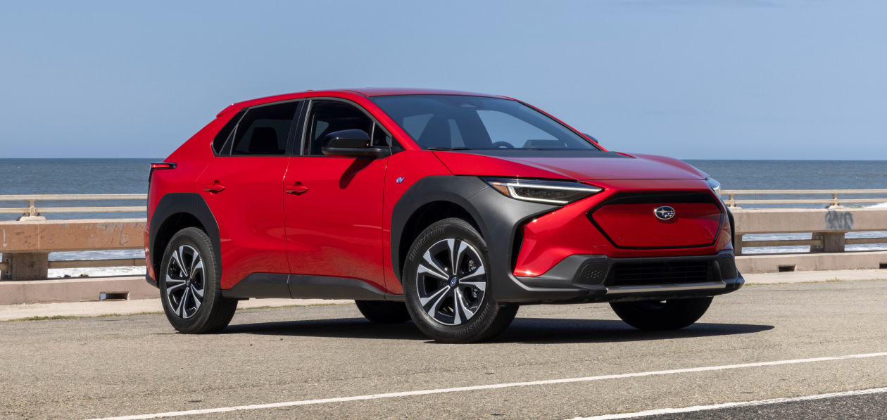 Дешевле Toyota bZ4X: Subaru назвала цены на электрокроссовер Solterra