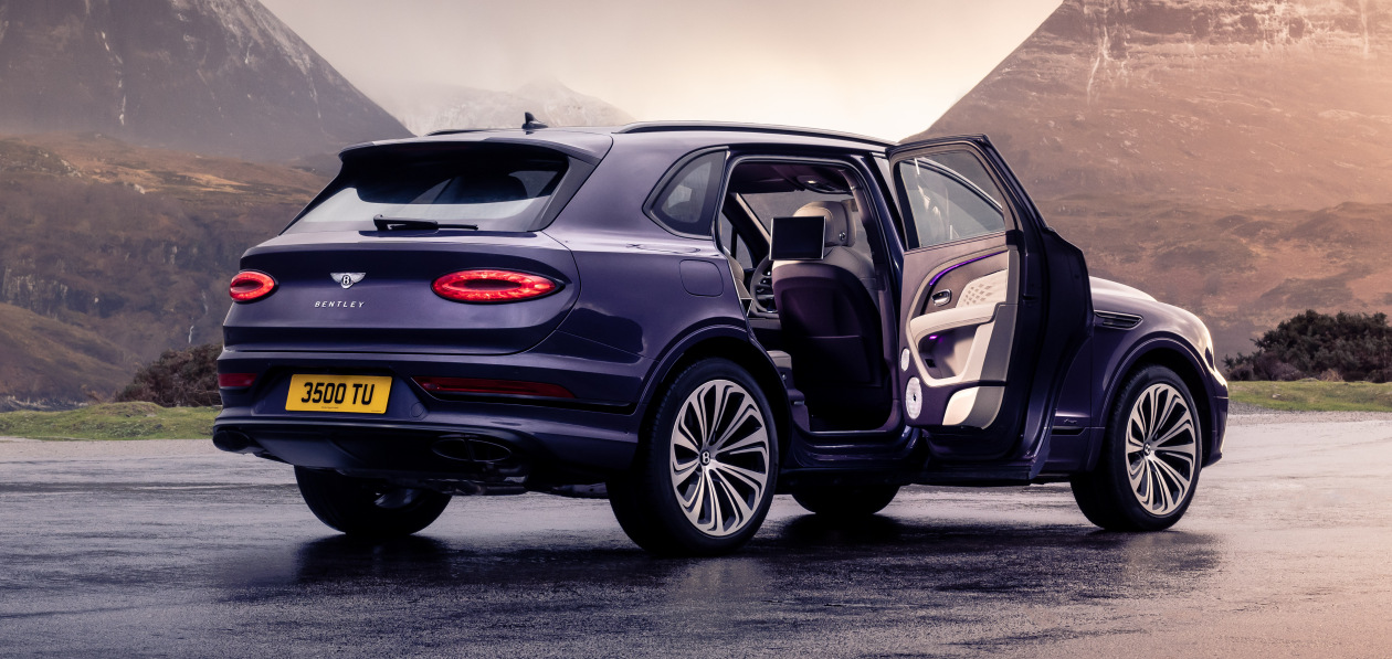 Bentley Bentayga получил длиннобазную версию