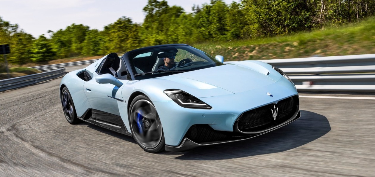 Maserati MC20 Cielo вернул марку в сегмент открытых суперкаров
