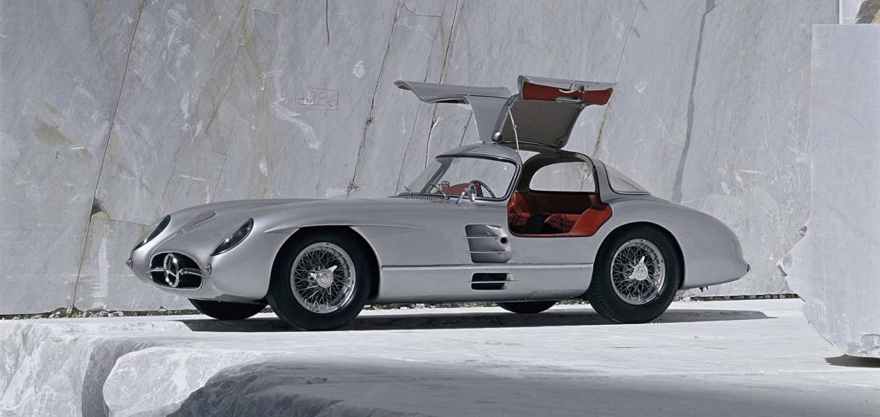 Личный Mercedes-Benz 300 SLR Уленхаута стал самым дорогим автомобилем в истории