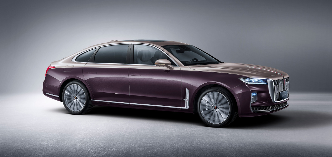 Премиум-бренд Hongqi занимается сертификацией четырех моделей для России