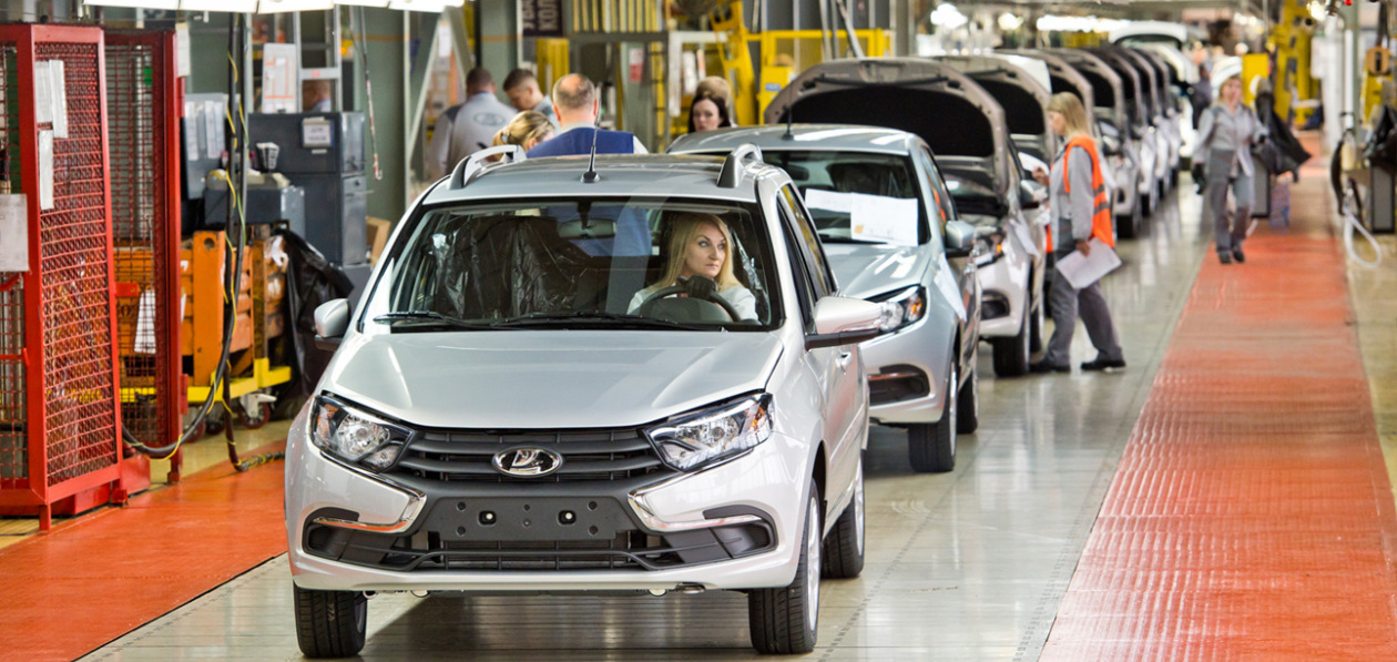 На «АвтоВАЗе» стартовало производство Lada Granta без ABS и подушек