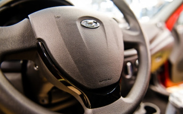 «Настоящая победа»: на Lada Granta вернулись подушки безопасности