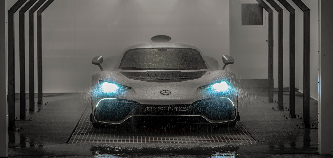 Немцы рассказали, как собирают гиперкар Mercedes-AMG One
