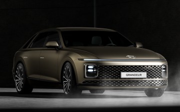 Hyundai показал седан Grandeur нового поколения