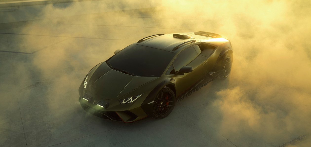 «Внедорожный» суперкар Lamborghini Huracan Sterrato показали без камуфляжа